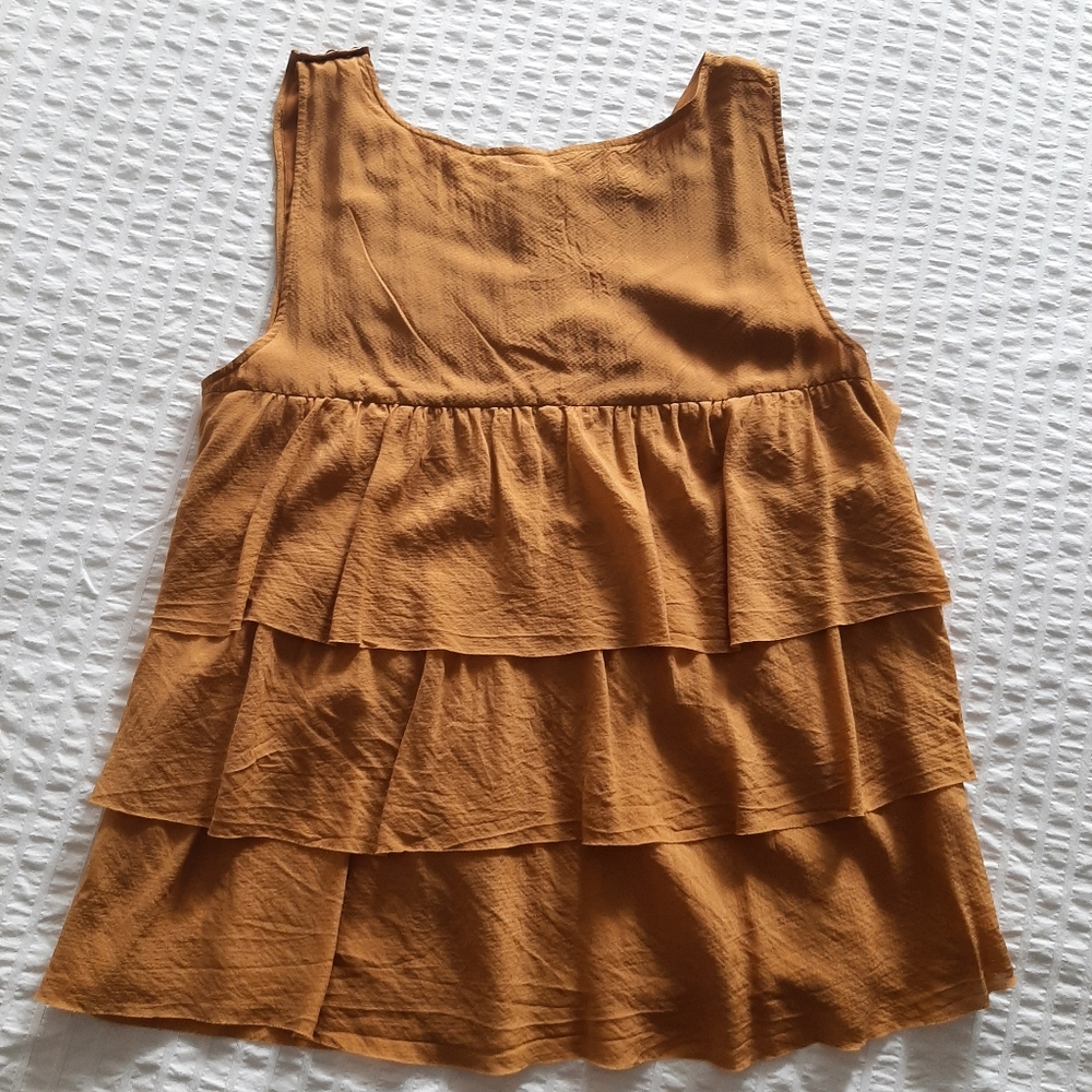 J.CREW | 100% Silk Tiered Ruffle Tank Top Size 10 - Picture 3 of 7